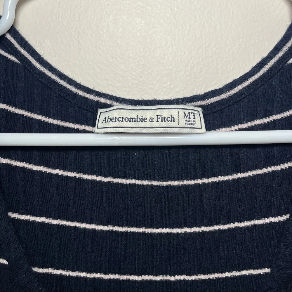 Abercrombie and Fitch, SZ MT Striped Dress - Picture 3 of 10